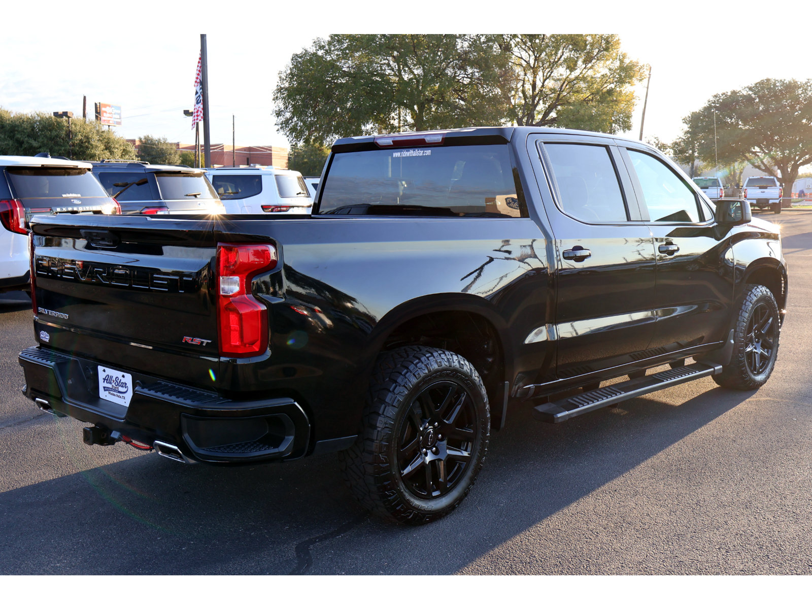 Used 2023 Chevrolet Silverado 1500 RST w/ Z71 Off-Road Package AWD/4WD image 15