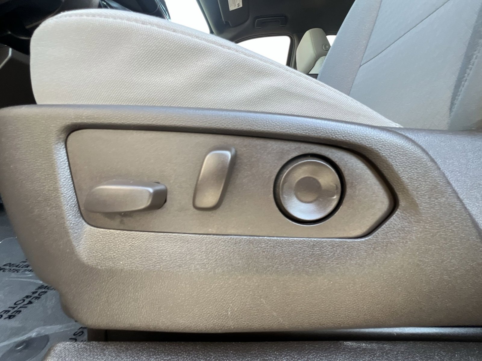 Used 2021 GMC Yukon XL SLE AWD/4WD image 22