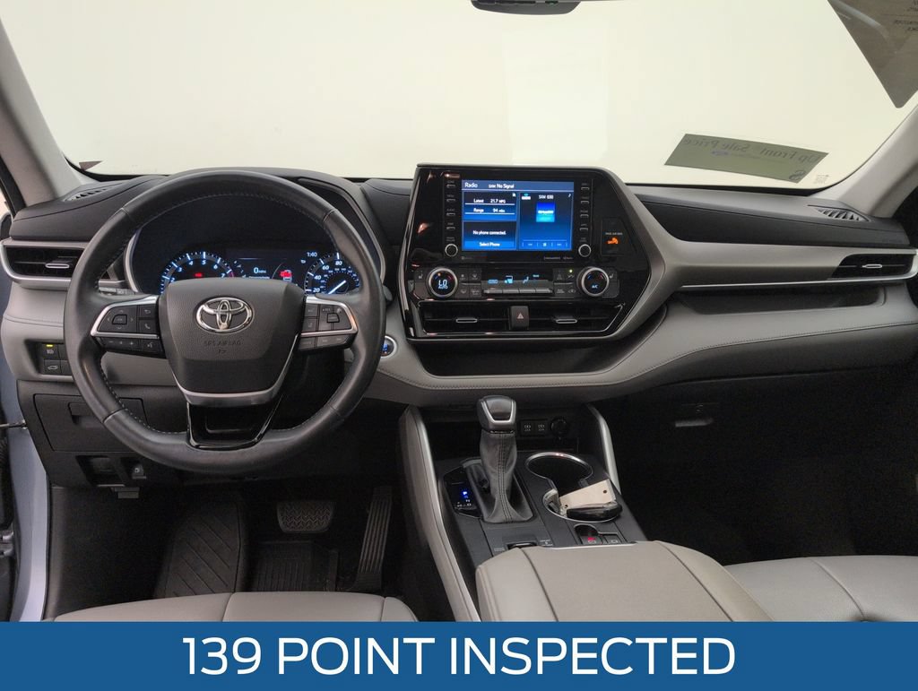 Used 2021 Toyota Highlander XLE FWD image 7
