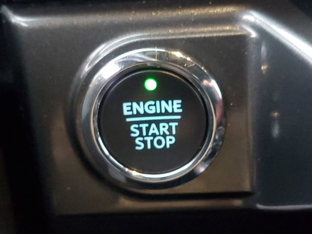 Certified 2022 Ford F150 XLT w/ Equipment Group 302A High image 19