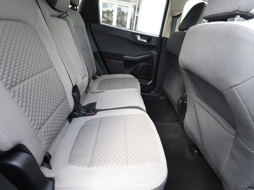 Certified 2020 Ford Escape SE image 22