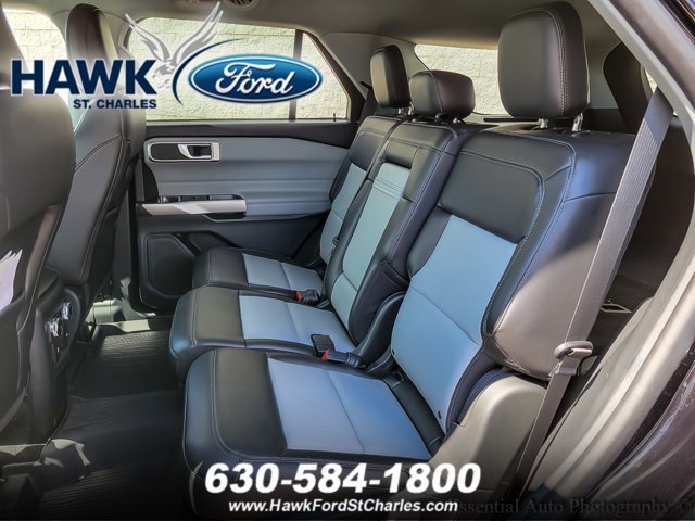 Certified 2023 Ford Explorer XLT w/ Equipment Group 202A image 9