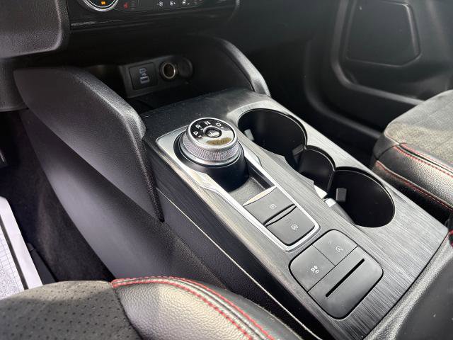 Certified 2022 Ford Escape SEL w/ SEL Stealth AWD Package image 25