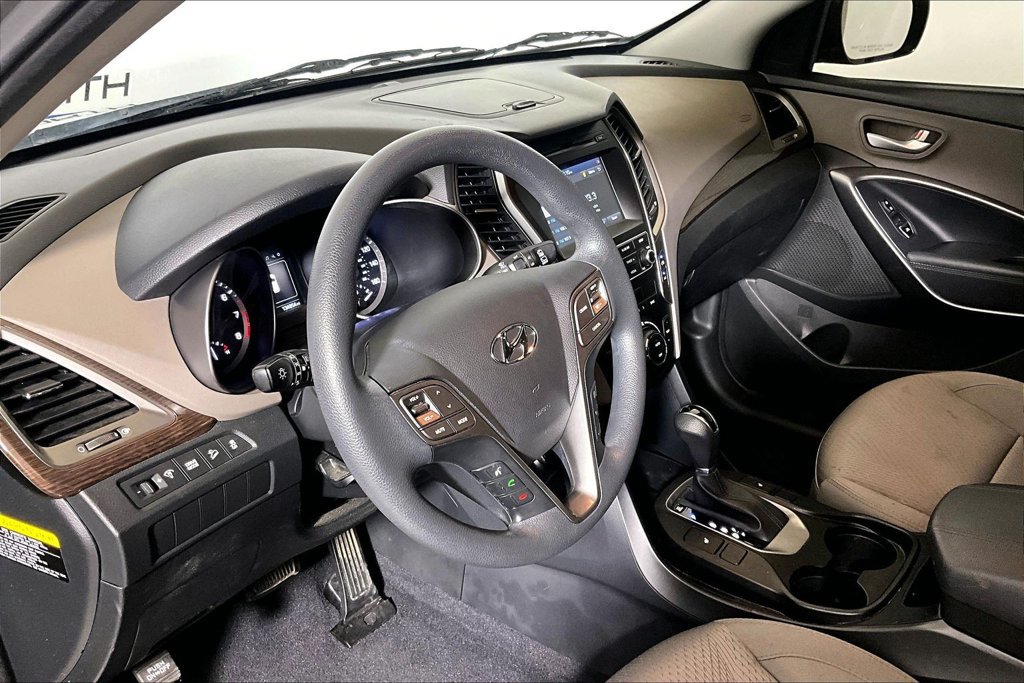 Used 2018 Hyundai Santa Fe Sport w/ 2.4L Value Package 02 FWD image 10