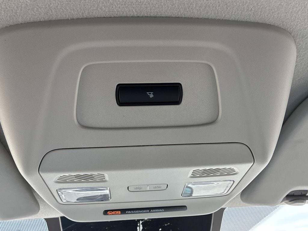 Certified 2025 Ford Transit 250 Low Roof w/ Exterior Upgrade Package RWD image 36