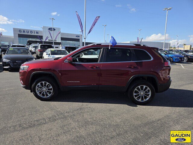 Used 2019 Jeep Cherokee Latitude Plus w/ Trailer Tow Group AWD/4WD image 4