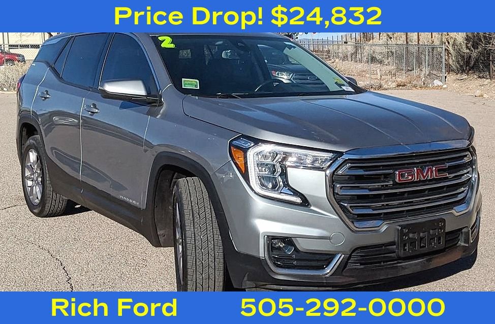 Used 2024 GMC Terrain SLT image 5