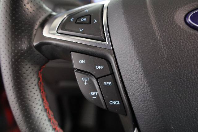 Certified 2024 Ford Edge ST-Line AWD/4WD image 14