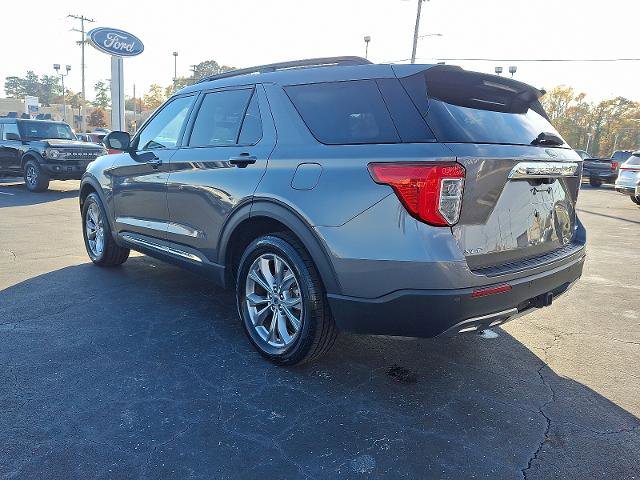 Certified 2023 Ford Explorer XLT w/ Equipment Group 202A image 2