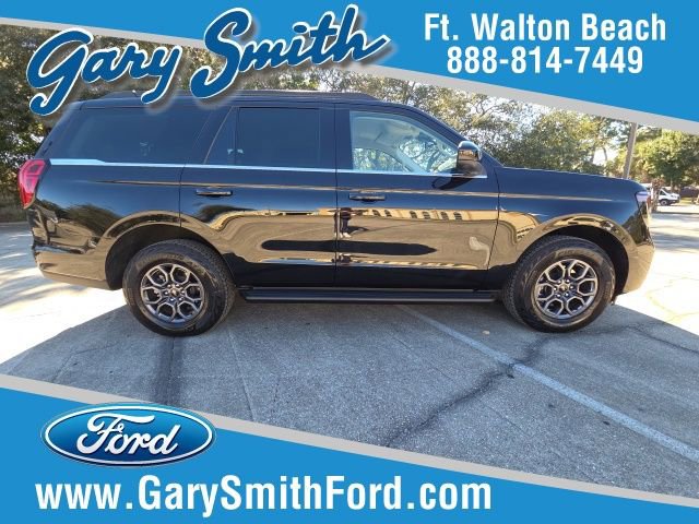 Certified 2025 Ford Expedition Active AWD/4WD image 1