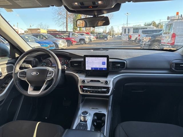 Certified 2022 Ford Explorer XLT w/ Class IV Trailer Tow Package image 14