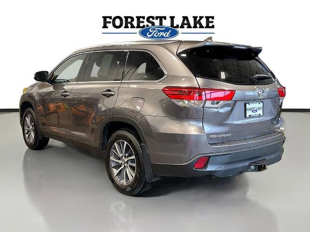Used 2019 Toyota Highlander XLE AWD/4WD image 5