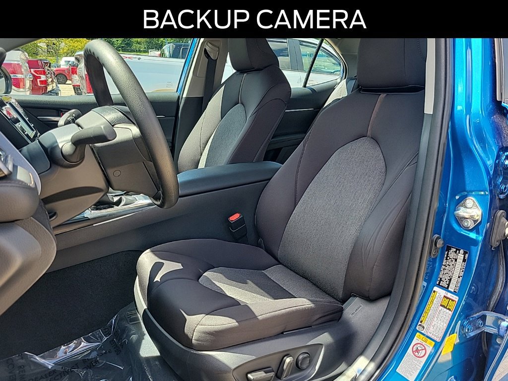 Used 2019 Toyota Camry LE w/ Convenience Package FWD image 12