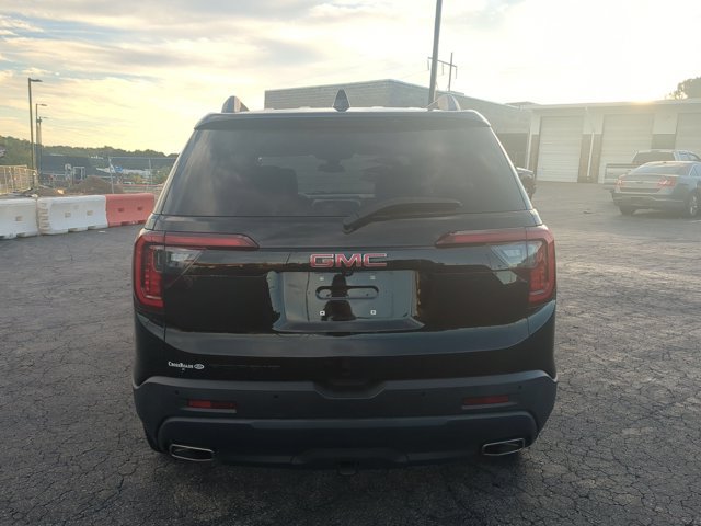 Used 2023 GMC Acadia SLE w/ Driver Convenience Package FWD image 5