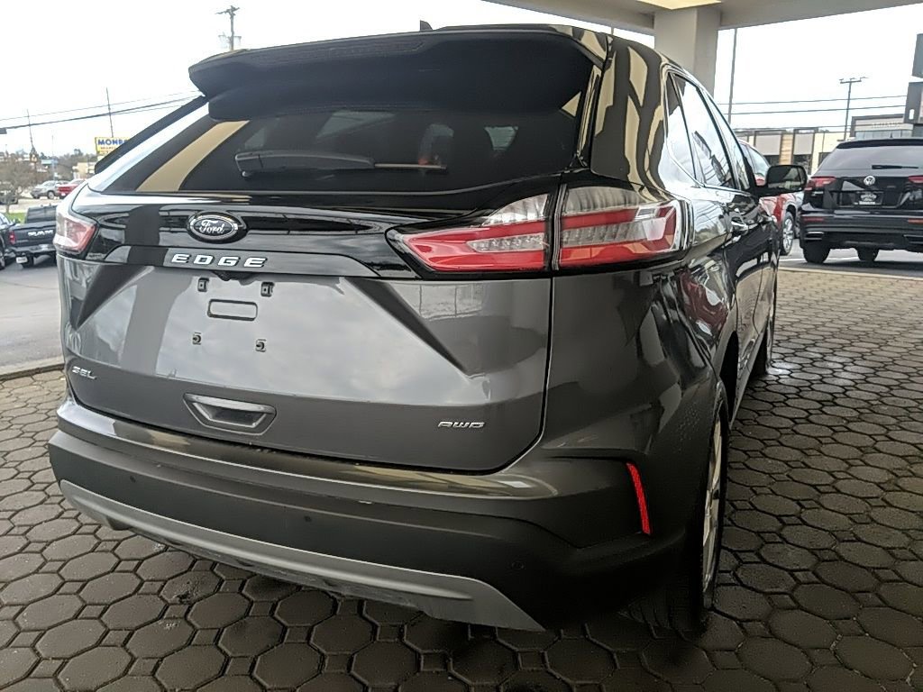 Certified 2024 Ford Edge SEL w/ Convenience Package AWD/4WD image 6