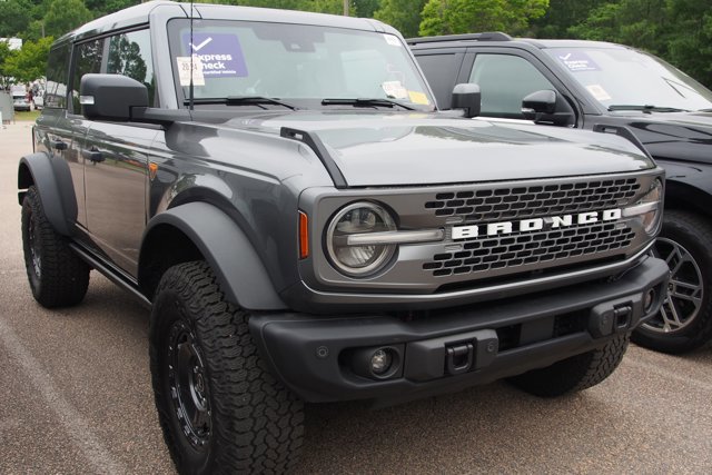 Certified 2025 Ford Bronco Badlands AWD/4WD image 2