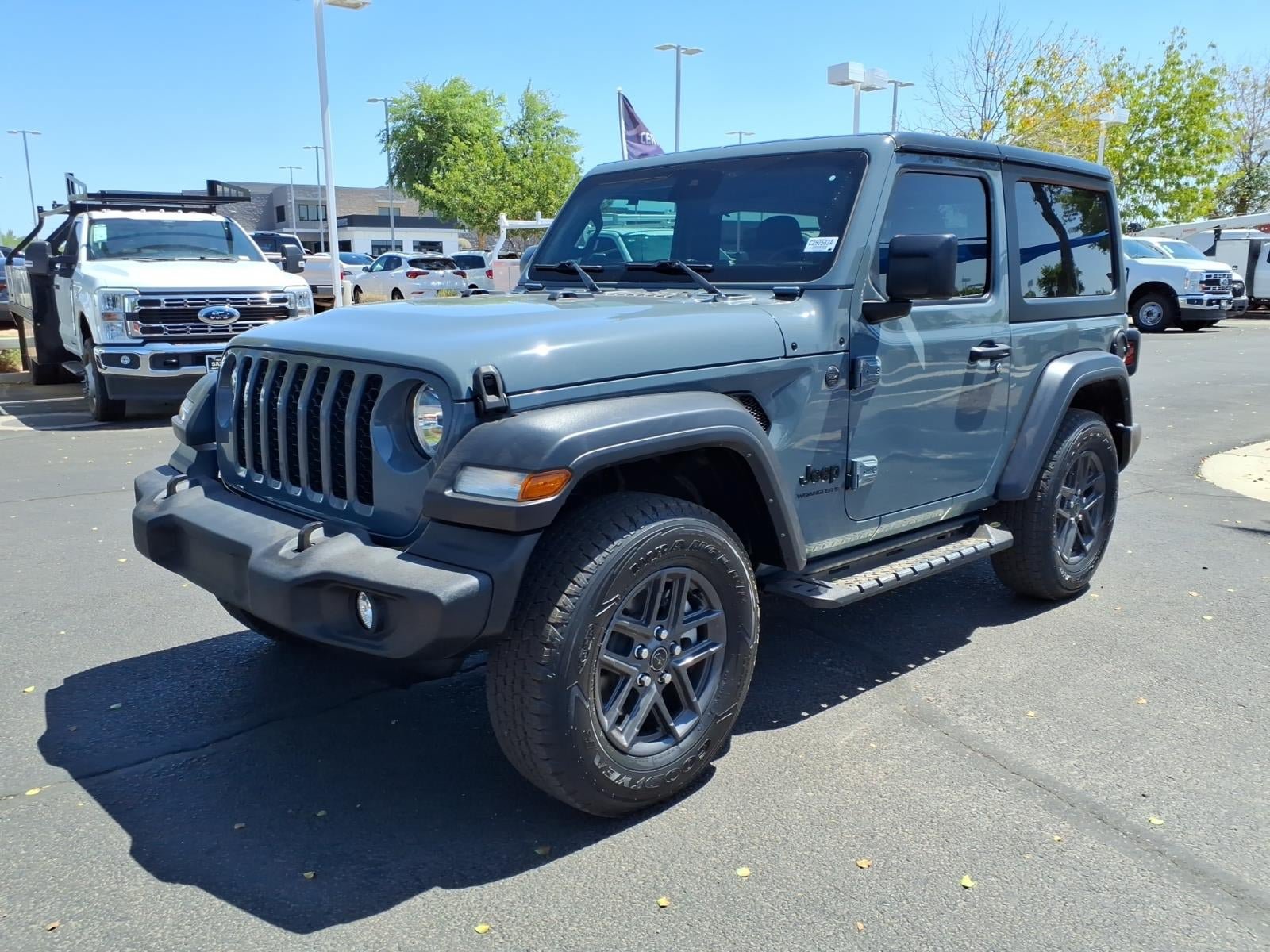 Used 2024 Jeep Wrangler Sport AWD/4WD image 8