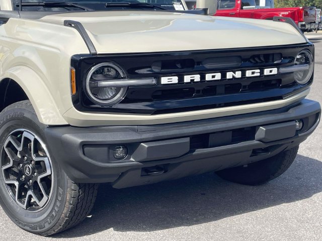Certified 2026 Ford Bronco Outer Banks AWD/4WD image 34