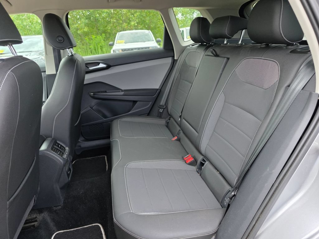 Used 2023 Volkswagen Taos SE AWD/4WD image 18