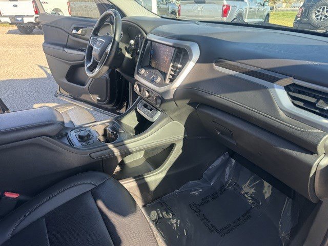 Used 2023 GMC Acadia SLT image 36