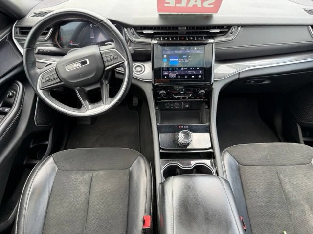 Used 2021 Jeep Grand Cherokee L Laredo AWD/4WD image 25