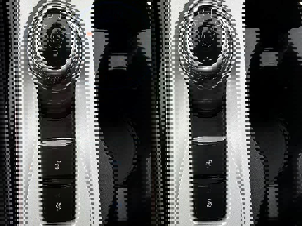 Certified 2023 Ford Explorer ST-Line w/ Class IV Trailer Tow Package image 32