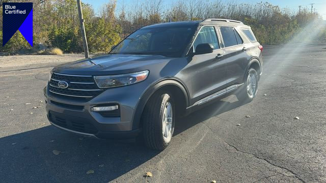 Certified 2022 Ford Explorer XLT w/ Equipment Group 202A image 1