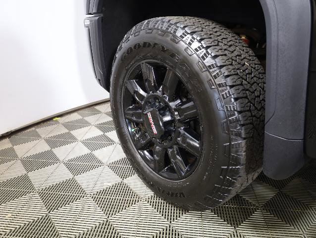 Used 2025 GMC Sierra 2500 AT4 w/ Max Trailering Package image 28