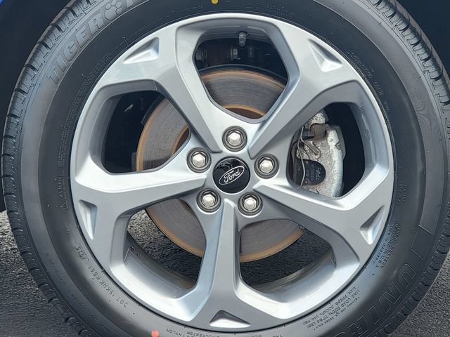 Certified 2023 Ford Escape ST-Line w/ Tech Pack #1 FWD image 17