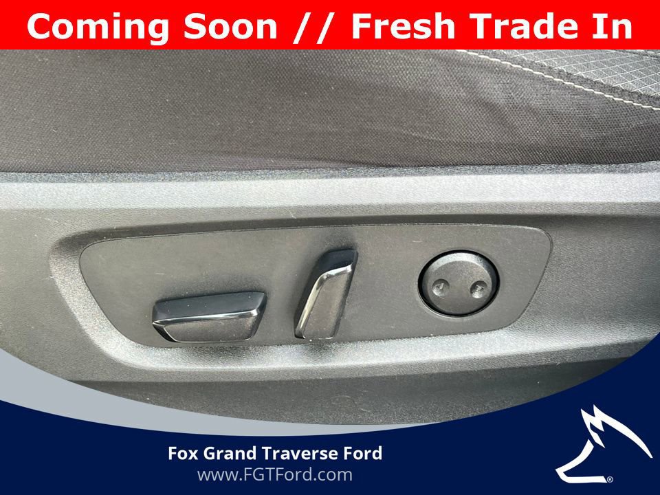 Used 2024 Nissan Pathfinder SV image 12