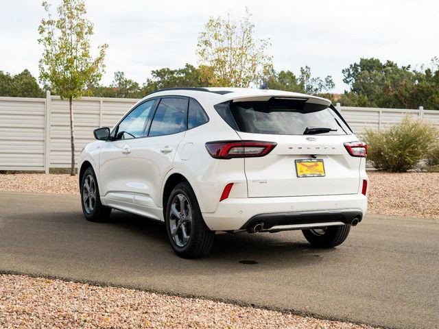 Certified 2024 Ford Escape ST-Line w/ Tech Pack #1 FWD image 8