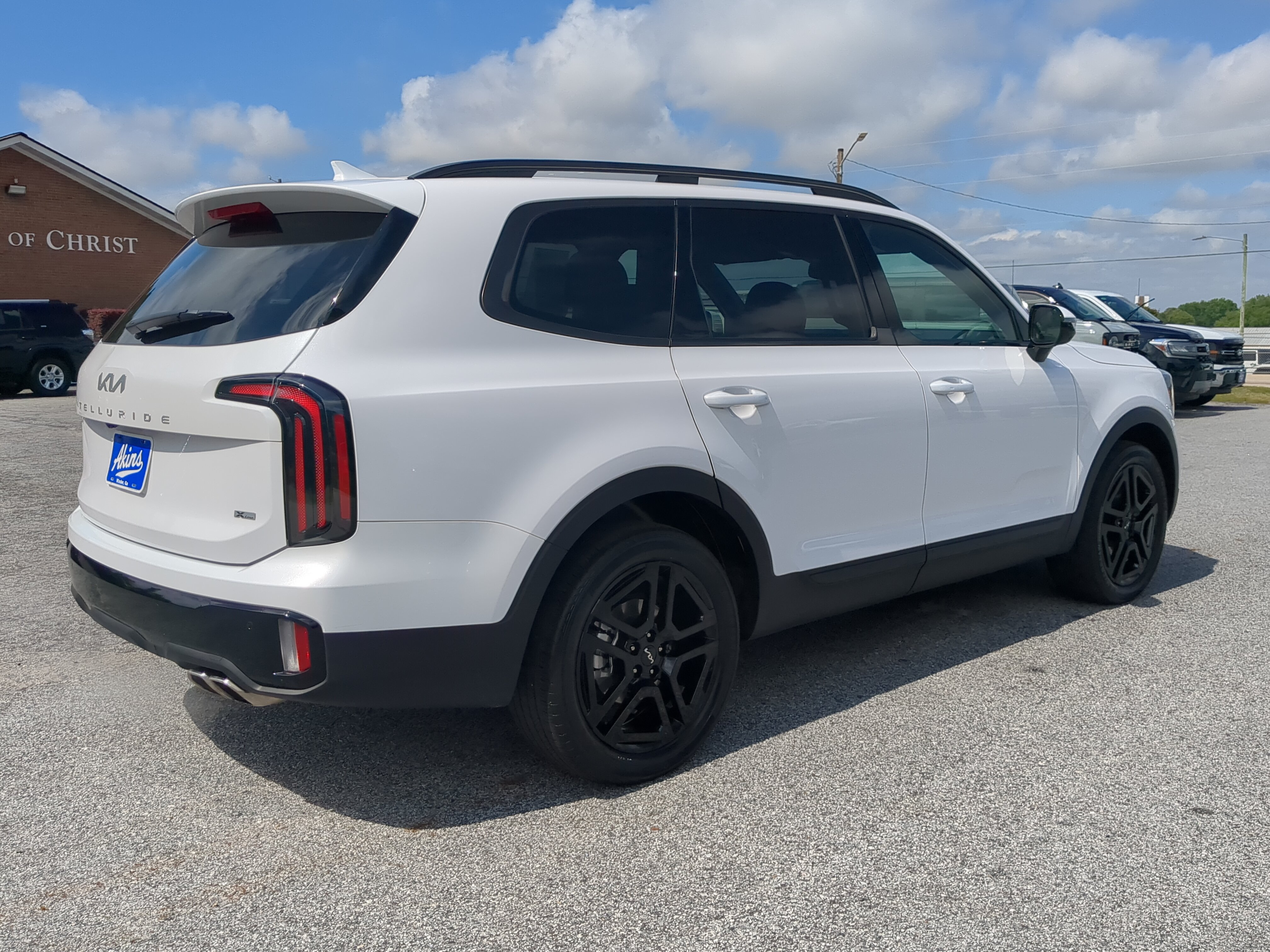 Used 2024 Kia Telluride SX X-Line AWD/4WD image 3