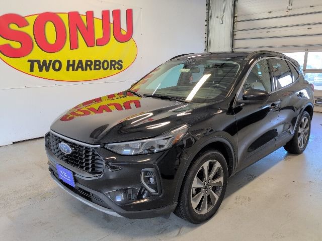 Certified 2023 Ford Escape Platinum AWD/4WD image 1
