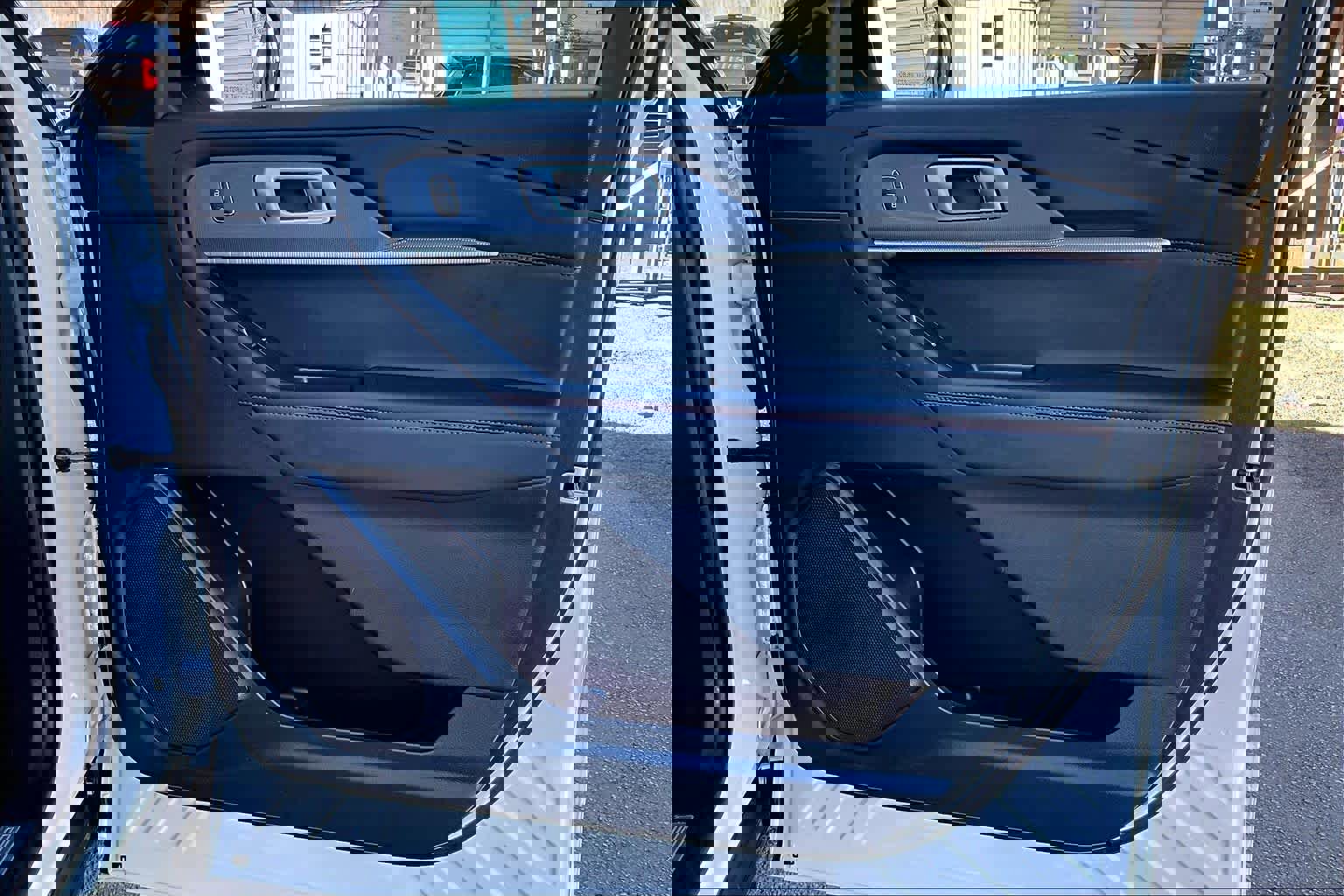 Certified 2025 Ford Explorer ST-Line w/ Premium Package image 28