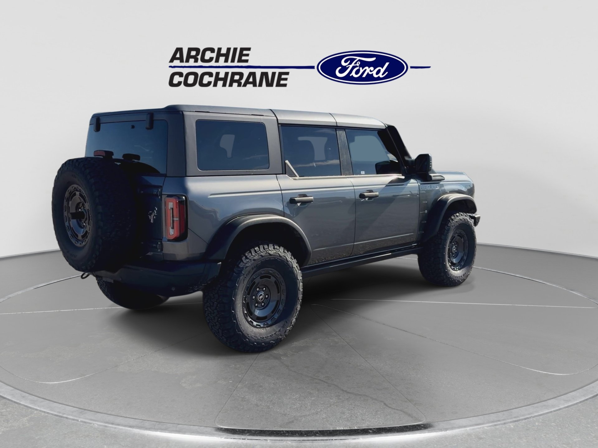 Certified 2024 Ford Bronco Everglades AWD/4WD image 8