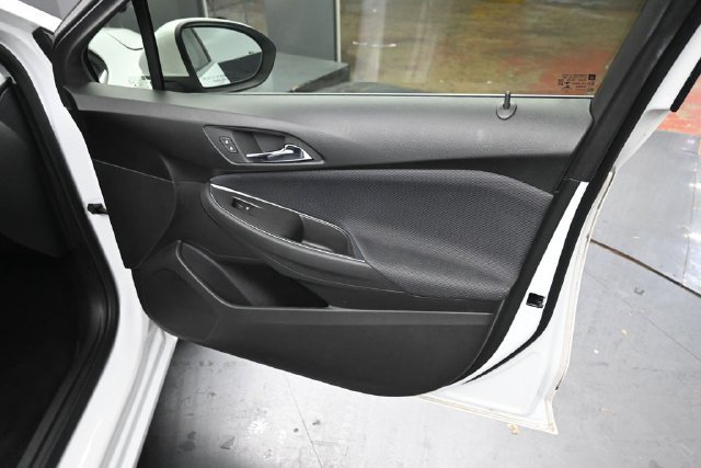 Used 2019 Chevrolet Cruze LT w/ Convenience Package FWD image 32