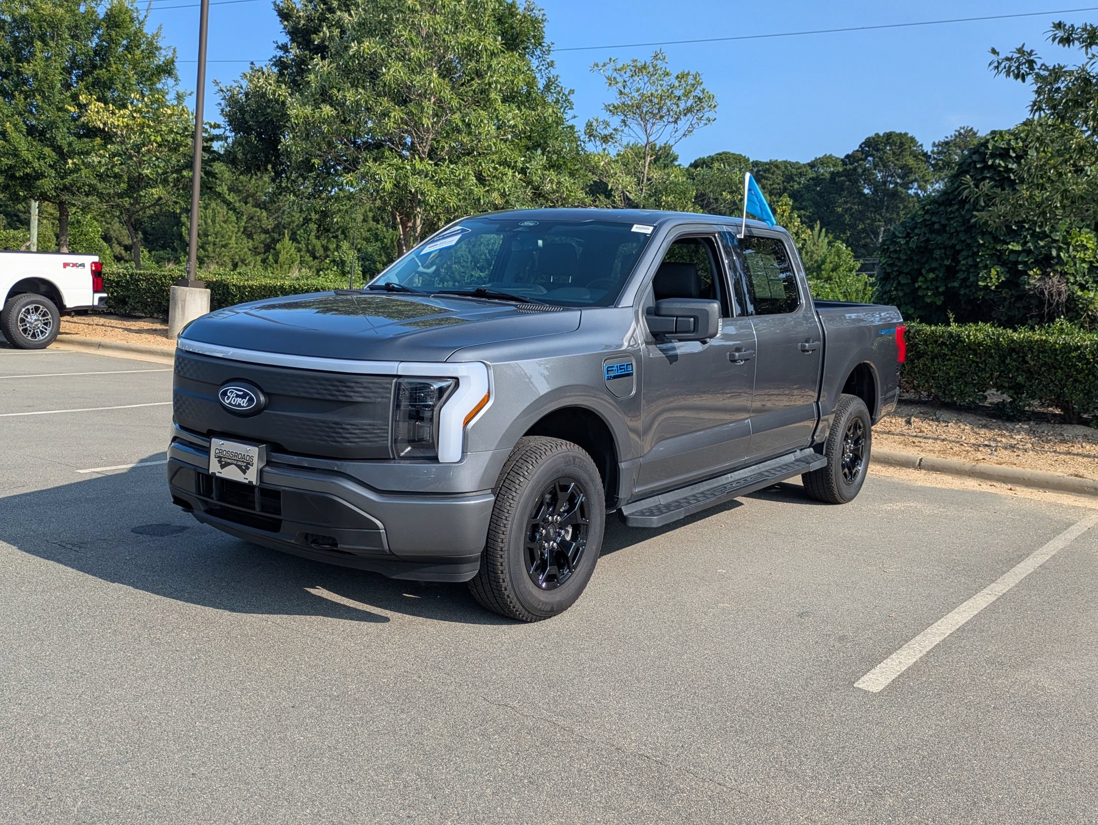 Certified 2025 Ford F150 Lightning XLT w/ Max Trailer Tow Package AWD/4WD image 8
