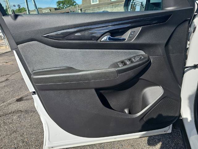 Used 2025 Chevrolet TrailBlazer LT FWD image 25