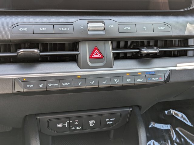 Used 2025 Kia K4 FWD image 25