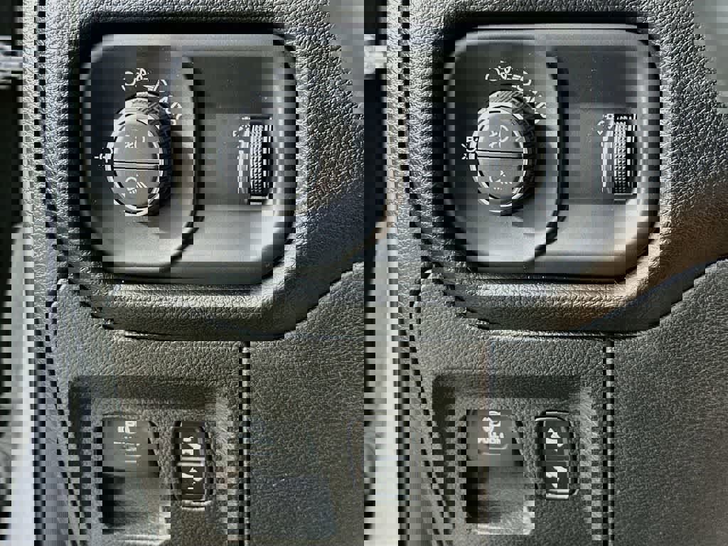 Used 2021 RAM 1500 Big Horn AWD/4WD image 27