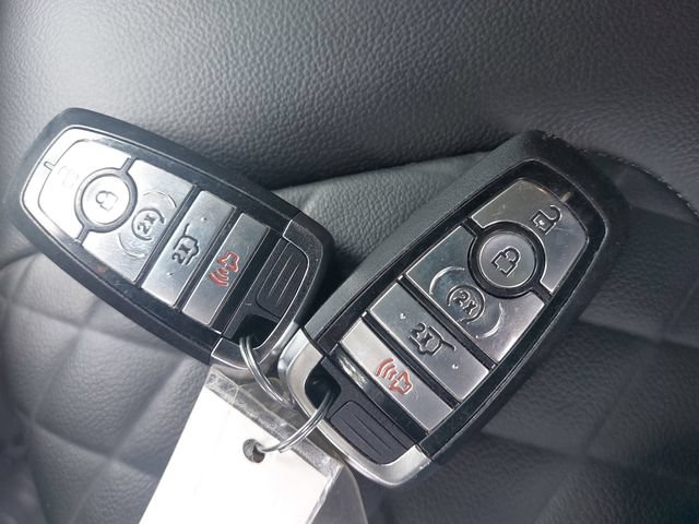 Certified 2023 Ford Edge Titanium AWD/4WD image 35