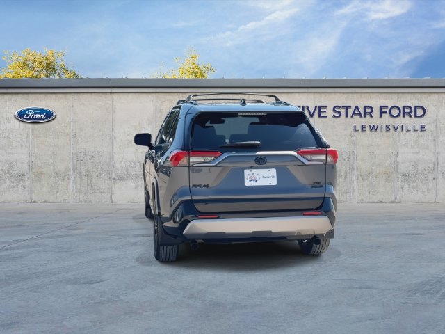 Used 2024 Toyota RAV4 XSE AWD/4WD image 7