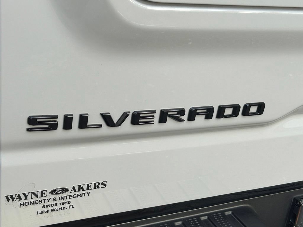 Used 2024 Chevrolet Silverado 1500 RST w/ Convenience Package II RWD image 25