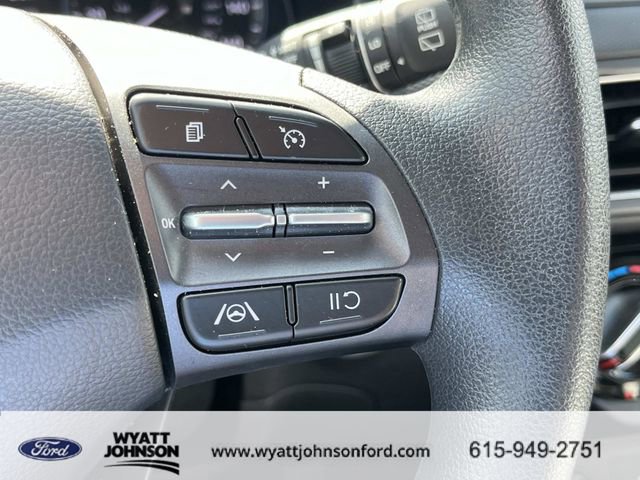 Used 2023 Hyundai Kona SEL AWD/4WD image 31