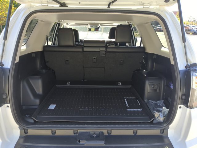 Used 2024 Toyota 4Runner TRD Off-Road Premium w/ Moonroof Package AWD/4WD image 32