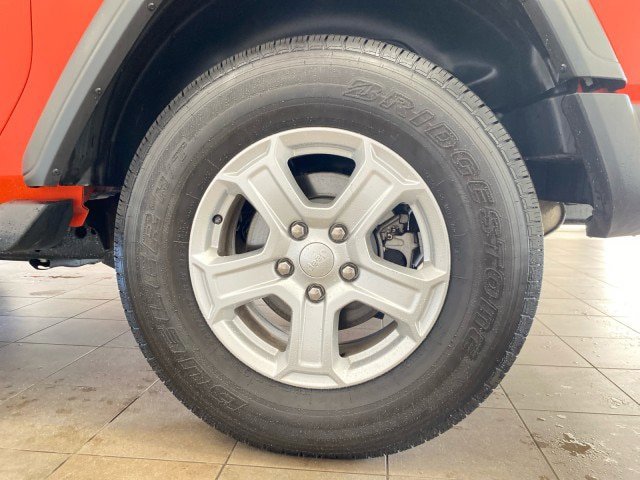 Used 2020 Jeep Wrangler Sport AWD/4WD image 19
