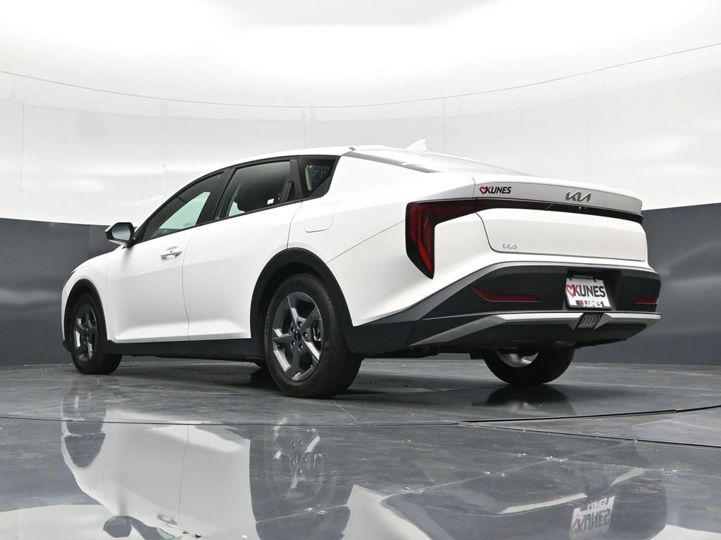 Used 2025 Kia K4 FWD image 57
