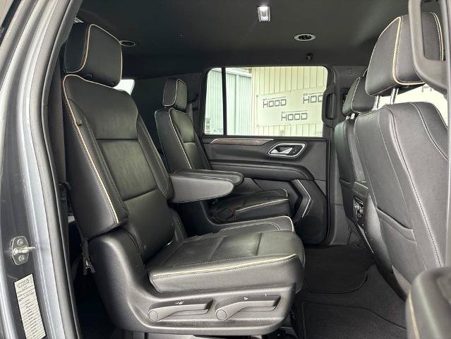 Used 2022 Chevrolet Suburban Premier AWD/4WD image 9