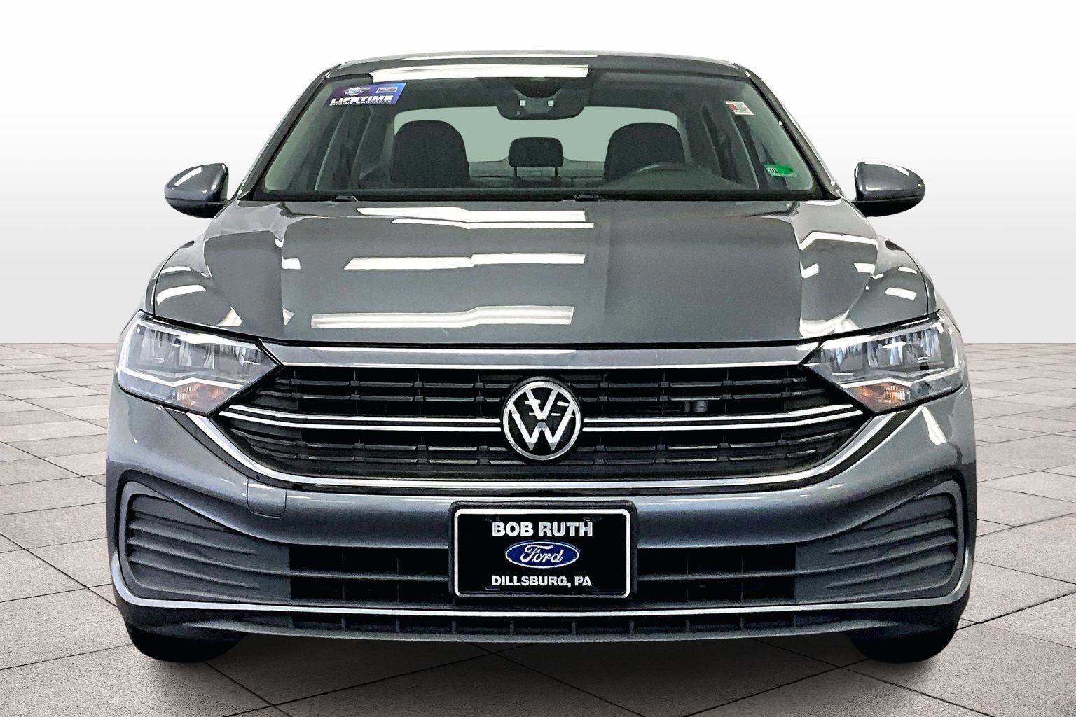 Used 2022 Volkswagen Jetta SE image 6