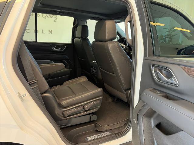 Used 2023 Chevrolet Tahoe Z71 w/ Luxury Package AWD/4WD image 8
